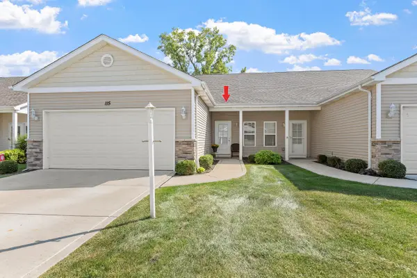 115 Summertree Drive, Porter, IN 46304