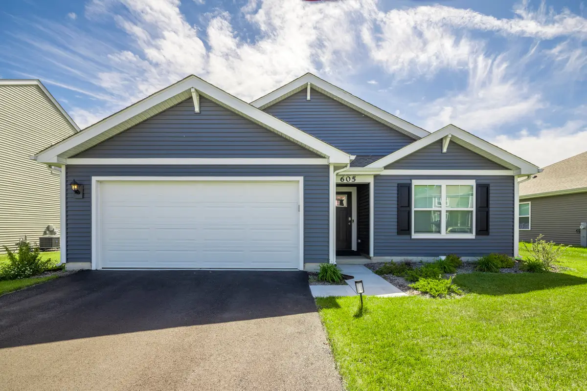 605 Ensign Place, Hebron, IN 46341 - #1