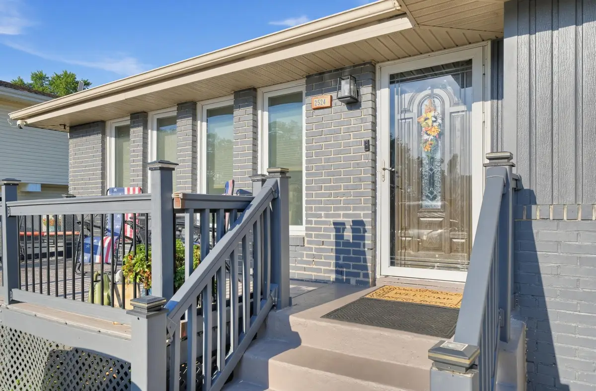 2524 James Drive, Dyer, IN 46311 - #1