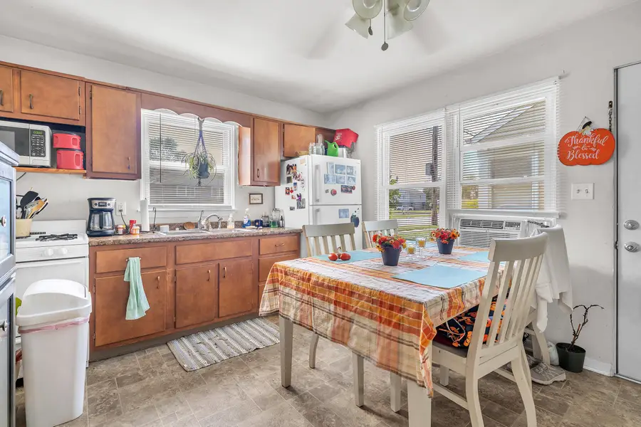 2609 Lincoln Street, Highland, IN 46322 - #3
