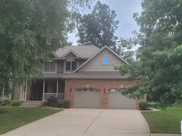 895 Quinlan Court, Crown Point, IN 46307