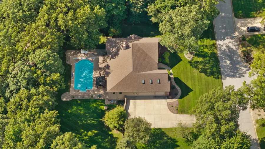 5032 W Concord Drive, La Porte, IN 46350 - #3