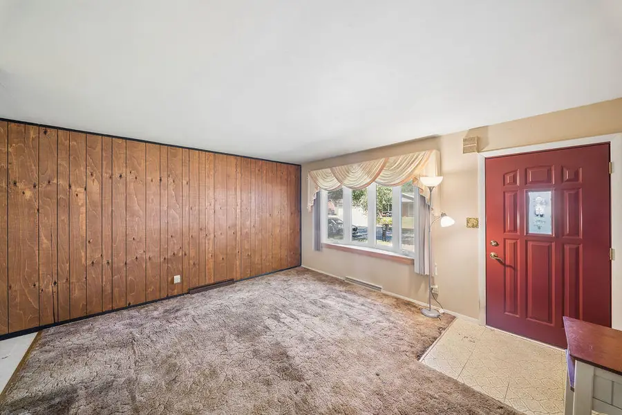 831 Essex Lane, Michigan City, IN 46360 - #2