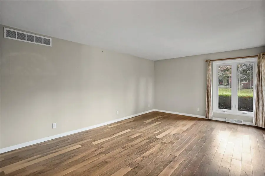 1805 Clover Lane, Valparaiso, IN 46385 - #3