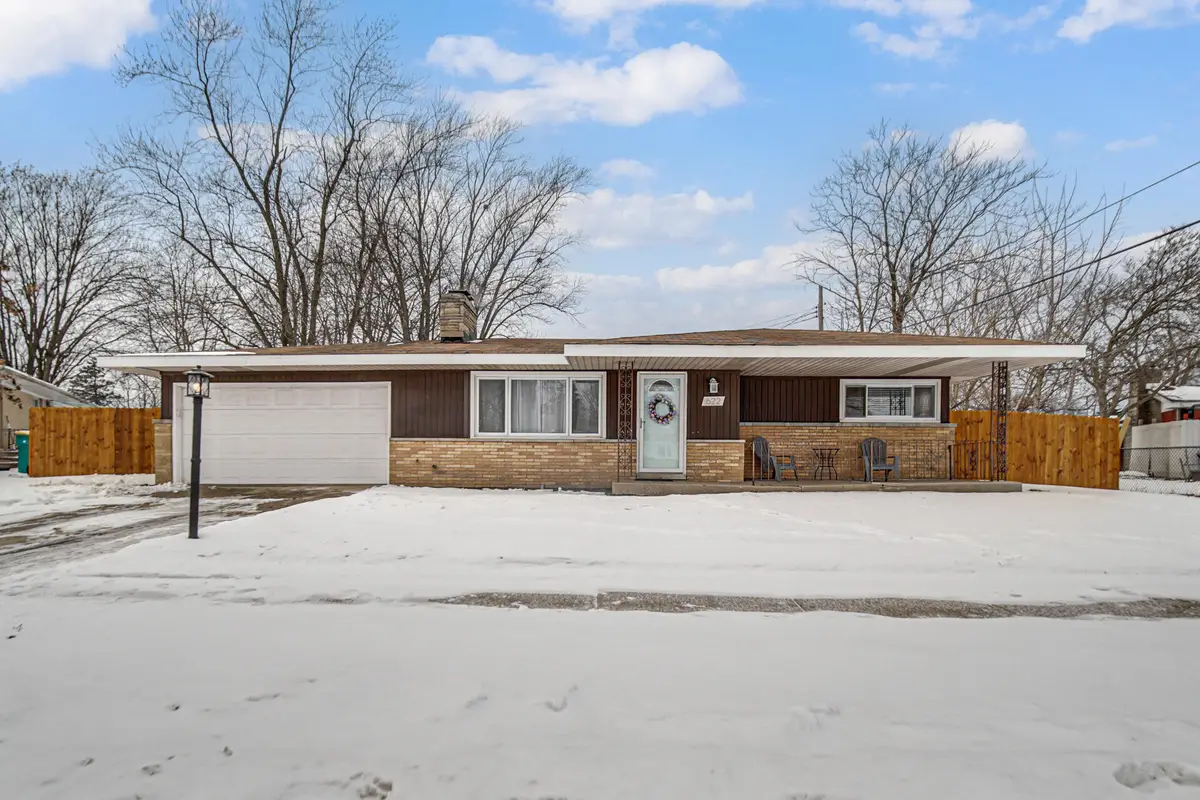 622 E 54th Avenue, Merrillville, IN 46410 - #1