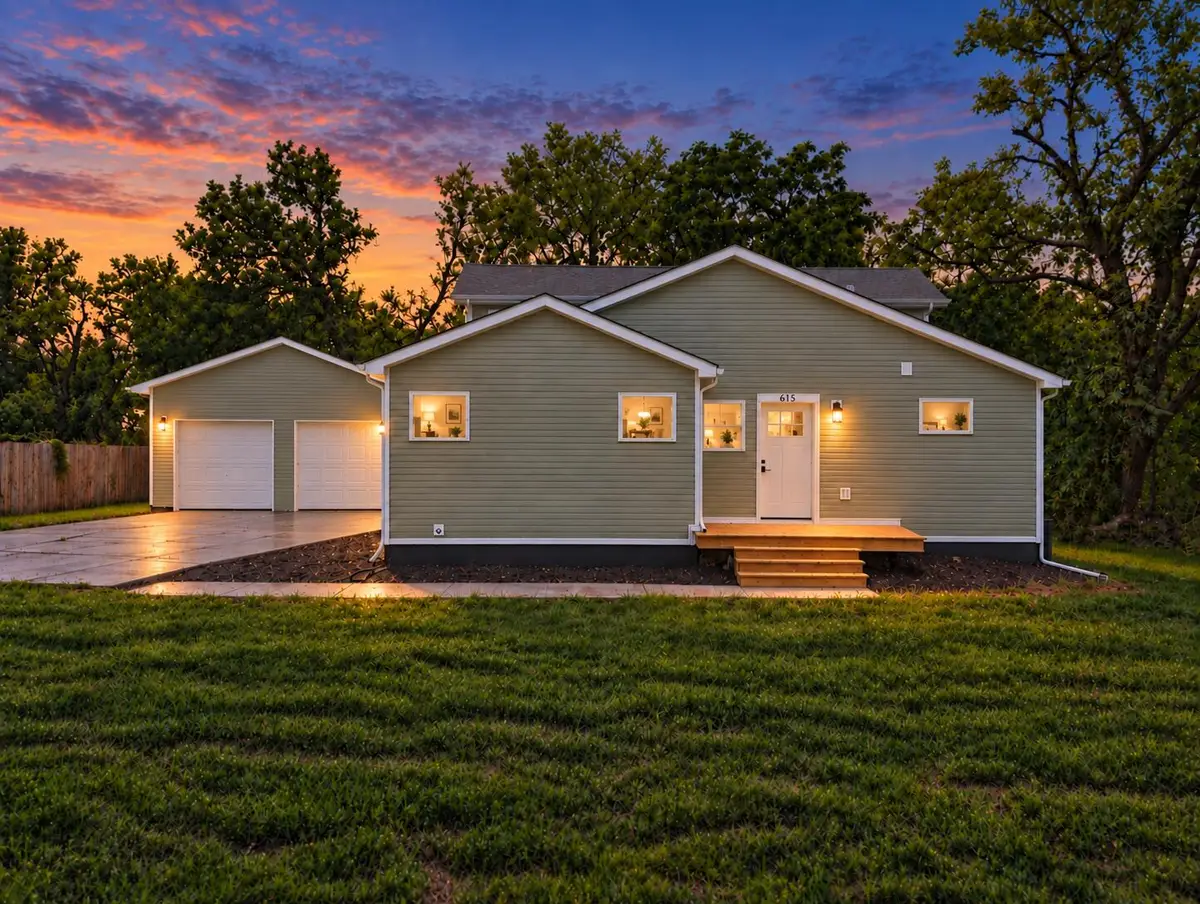 615 Yellowstone Road, Valparaiso, IN 46385 - #1