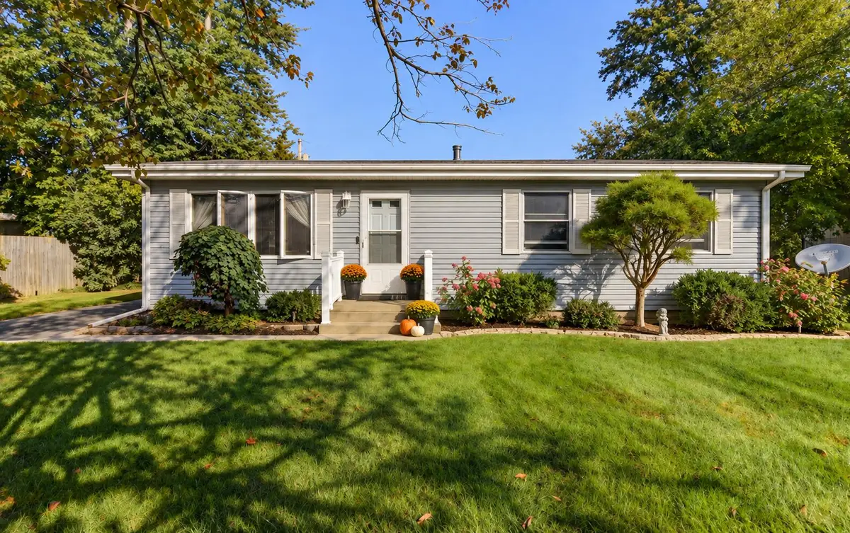 5112 W 77th Court, Schererville, IN 46375 - #1