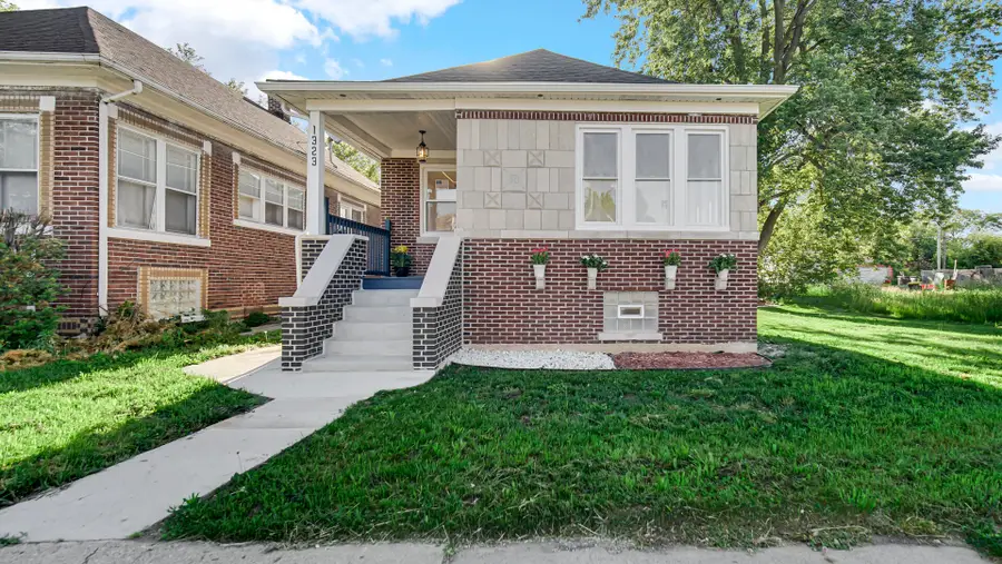 1323 Johnson Street, Gary, IN 46407 - #2