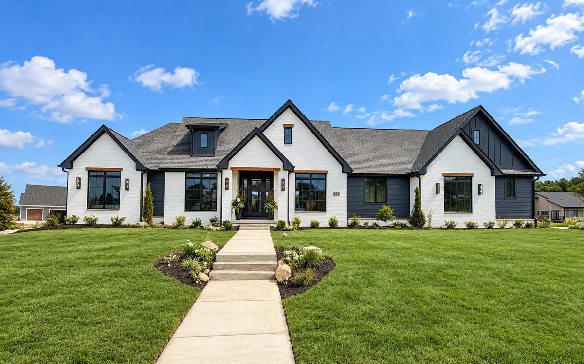 464 Stonebridge Pkwy, Valparaiso, IN 46383 - #1