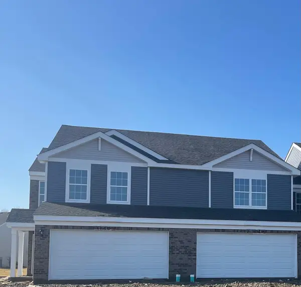 519 Cressmoor Boulevard, Hobart, IN 46342