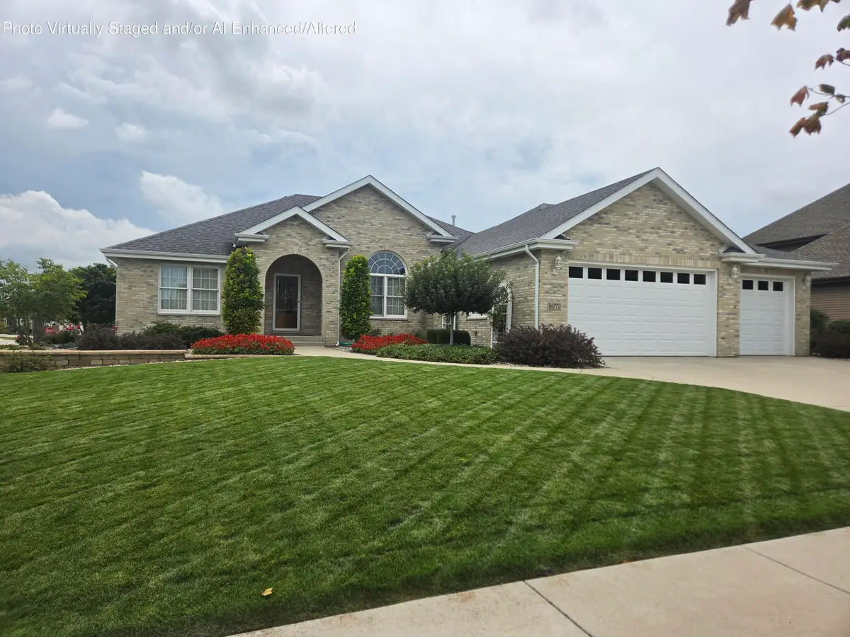 8971 Hibiscus Drive, Saint John, IN 46373 - #1