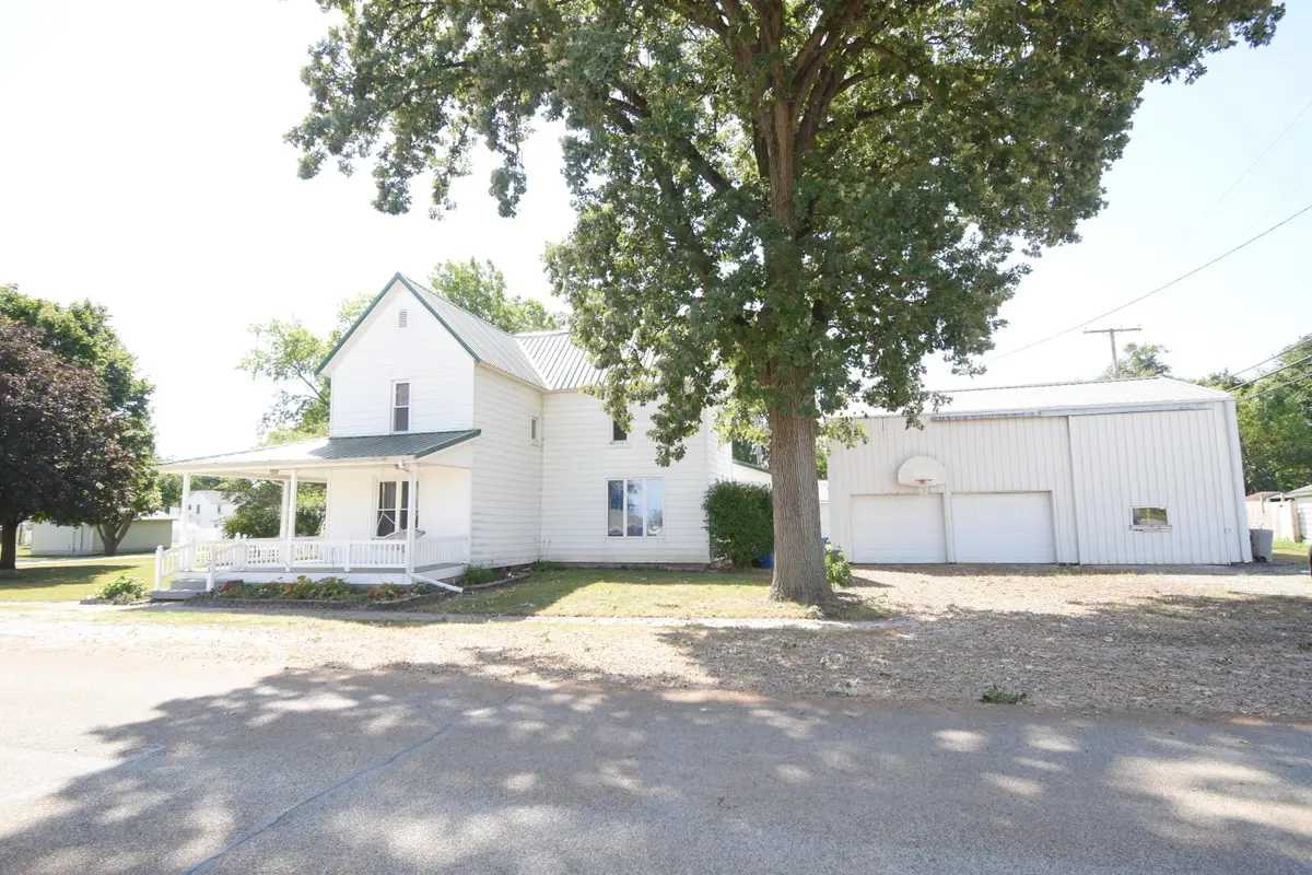 105 W South Street, Remington, IN 47977 - #1