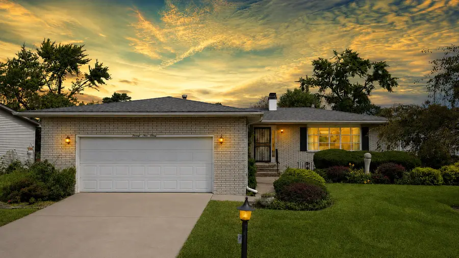 2560 W 61st Avenue, Merrillville, IN 46410 - #2