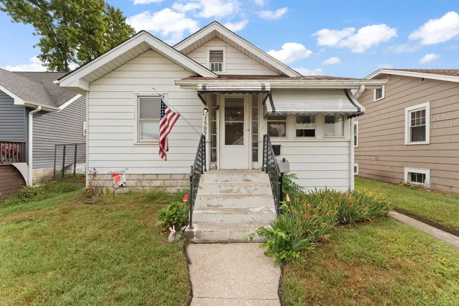 7509 Jackson Avenue, Hammond, IN 46324 - #2