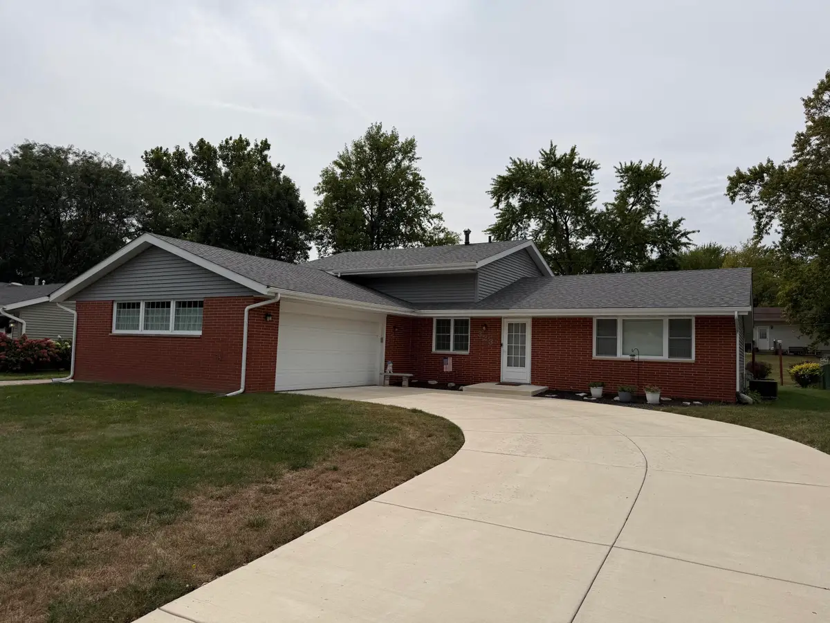 323 Sherwood Drive, Crown Point, IN 46307 - #1