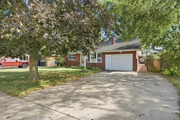 609 E Ash Place, Griffith, IN 46319 - #3