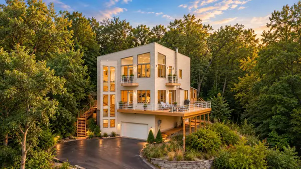 711 E Lake Front Drive, Beverly Shores, IN 46301