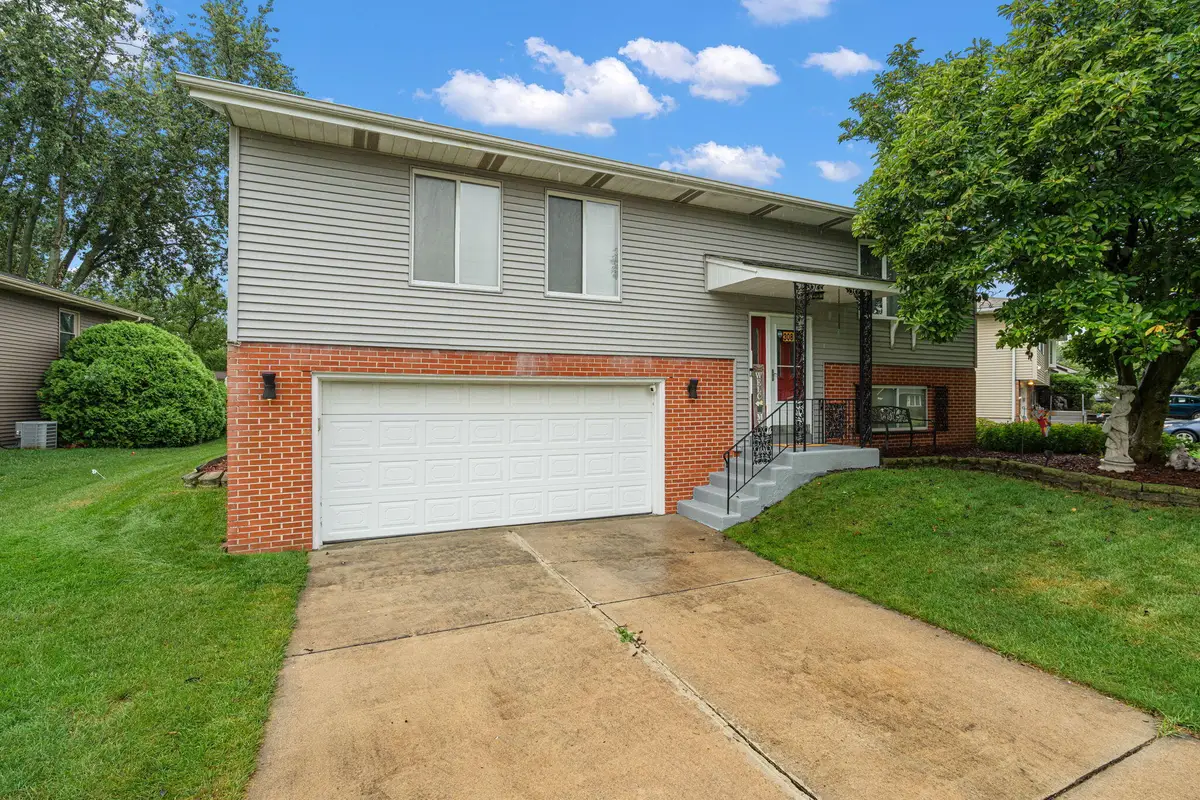 3081 Parkwood Place, Crown Point, IN 46307 - #1