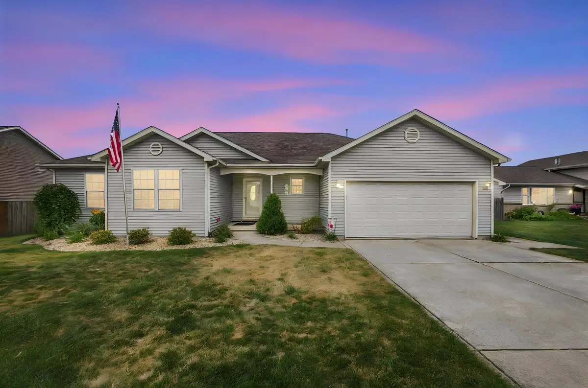 128 Ironwood Street Nw, Demotte, IN 46310 - #1