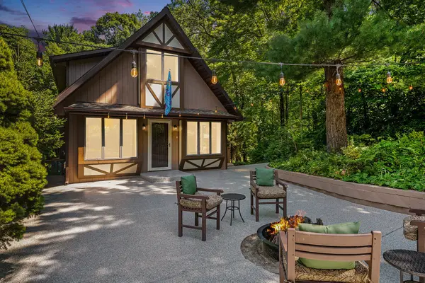 23 Lake Shore County Road, Beverly Shores, IN 46301