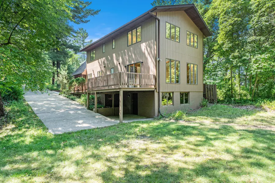 23 Lake Shore County Road, Beverly Shores, IN 46301 - #3