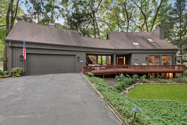 3523 Pottawattomie Trail, Michigan City, IN 46360