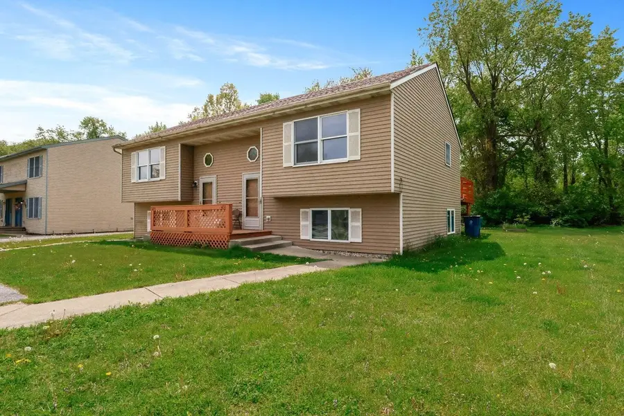 429-431 Woodlawn Avenue, Chesterton, IN 46304 - #2