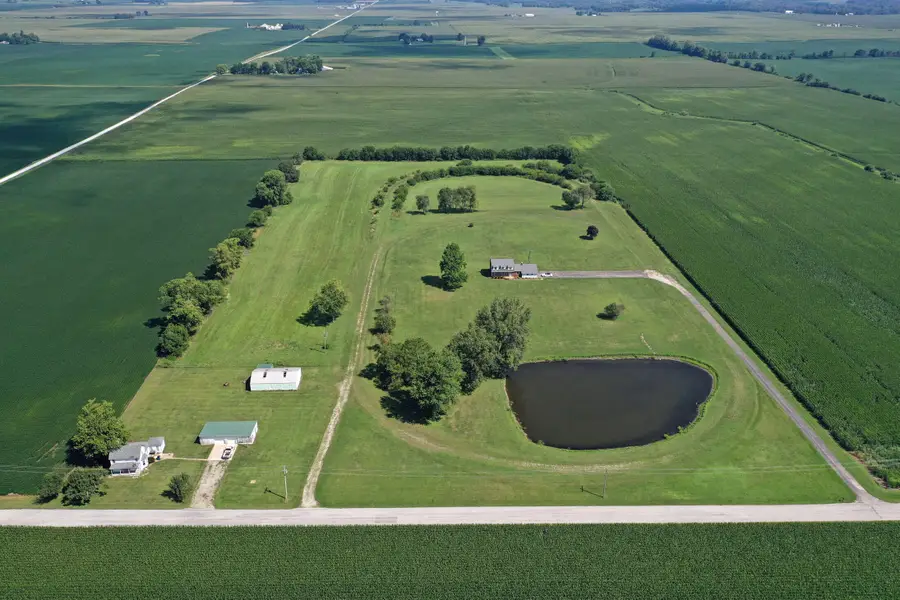 1010 W Amsler Road, Rensselaer, IN 47978 - #2