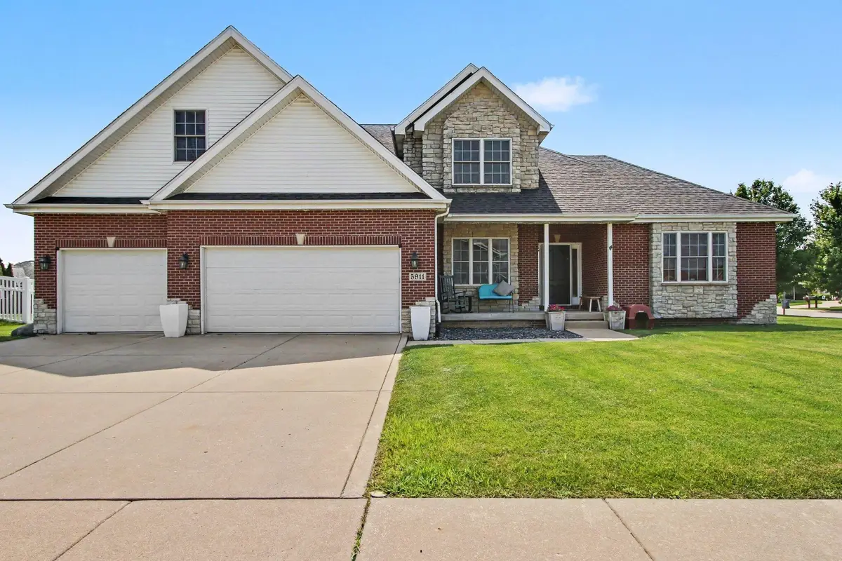 5911 Wildrose Lane, Schererville, IN 46375 - #1