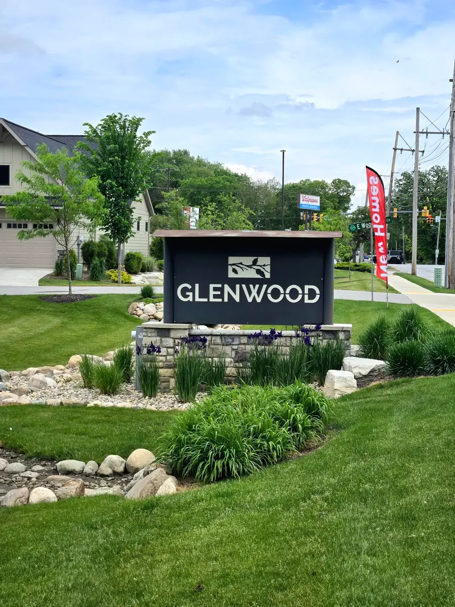 1916 W Woodglen Circle, Valparaiso, IN 46383 - #3