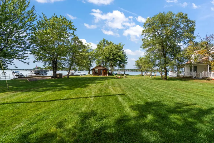 6047 S State Road 10, Knox, IN 46534 - #3
