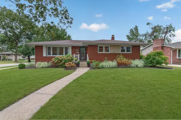 8605 Hohman Avenue, Munster, IN 46321