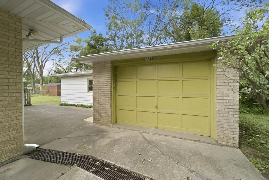 2248 W 57th Place, Merrillville, IN 46410 - #3