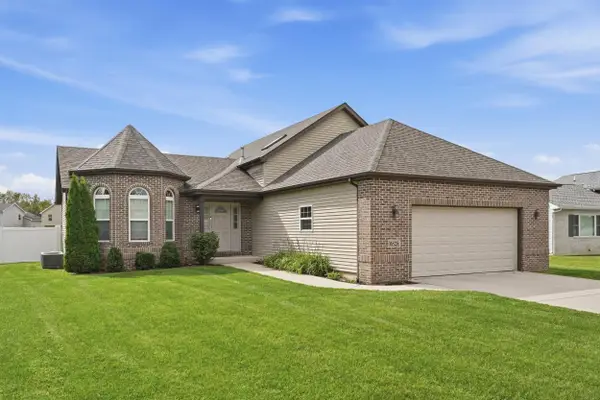 6828 Wallace Street, Merrillville, IN 46410