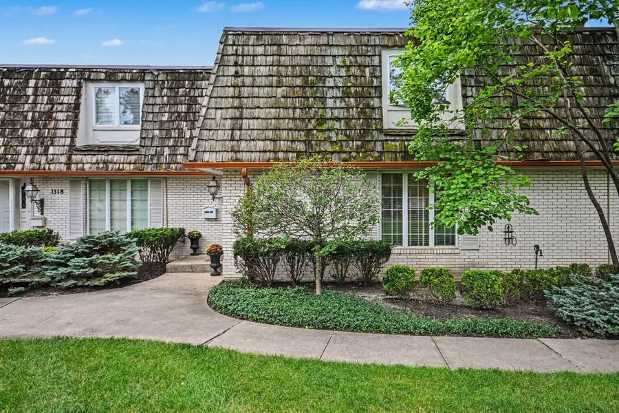 1316 Camellia Drive, Munster, IN 46321 - #2