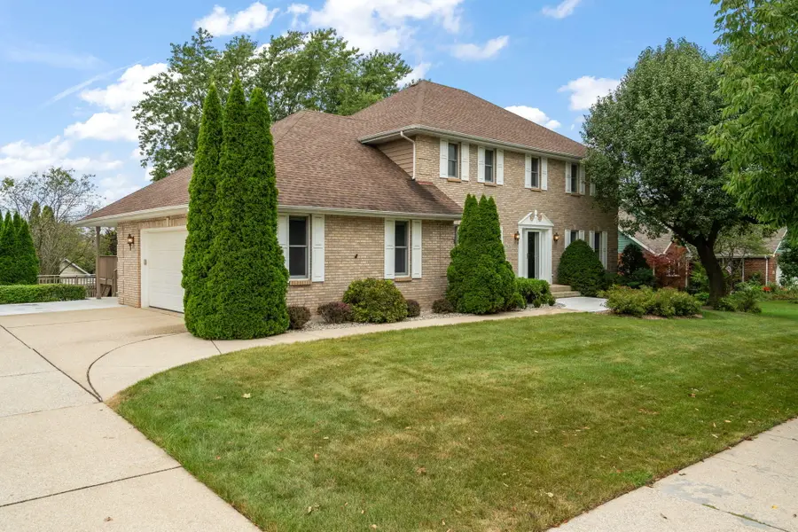 9120 Franklin Drive, Saint John, IN 46373 - #2