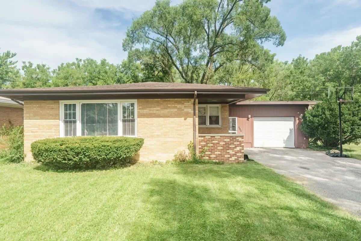634 E 52nd Avenue, Gary, IN 46410 - #1