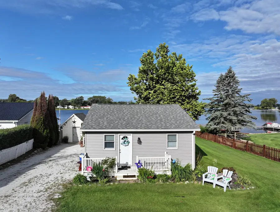 11086 W Silver Maple Drive, Kewanna, IN 46939 - #2