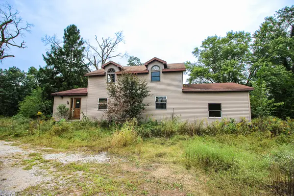 8840 E 400 N, Grovertown, IN 46531