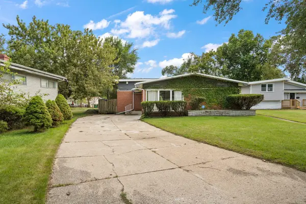 7001 Ash Place, Gary, IN 46403