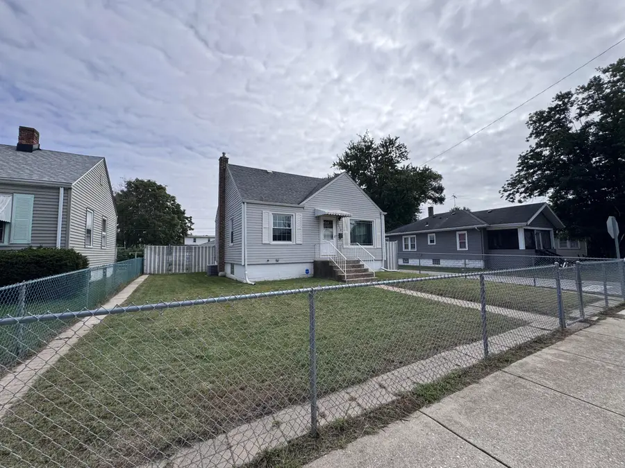 6549 S Mccook Avenue, Hammond, IN 46323 - #2