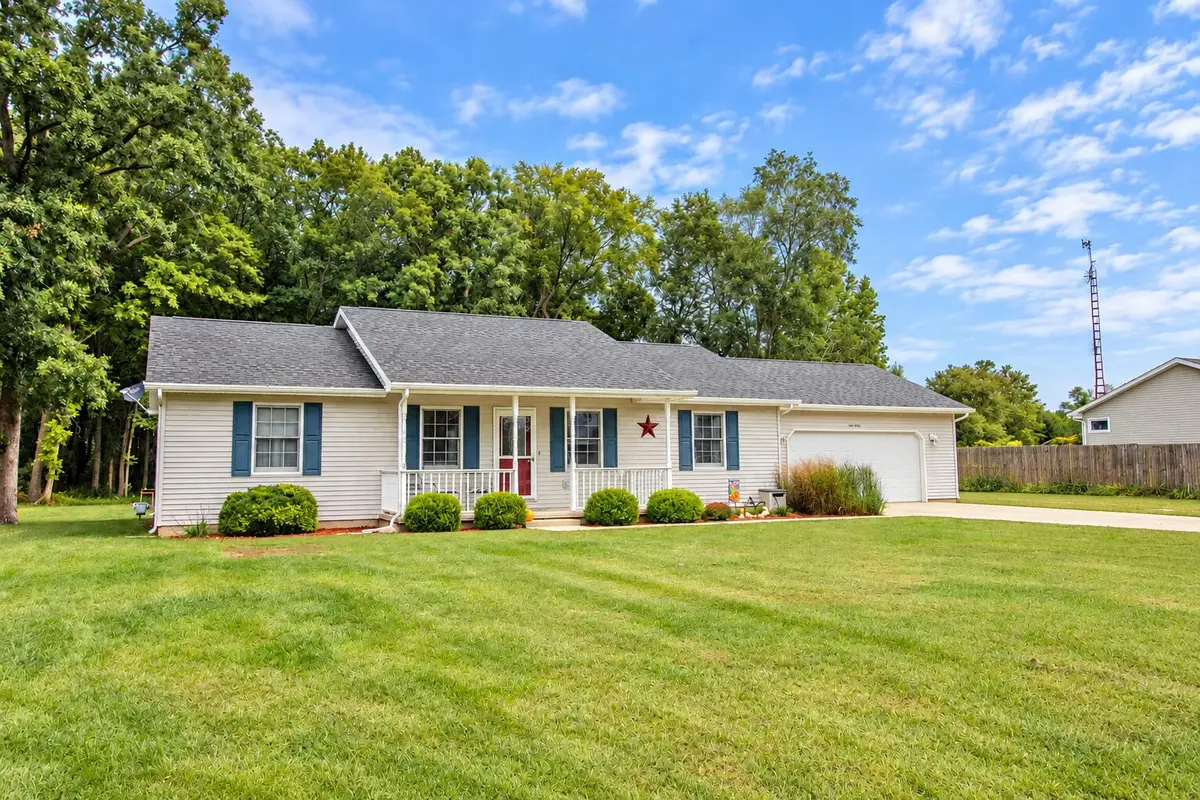 2092 E 100 S, Knox, IN 46534 - #1