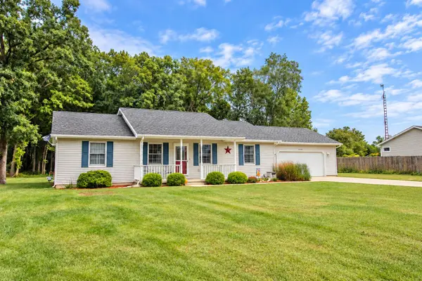 2092 E 100 S, Knox, IN 46534