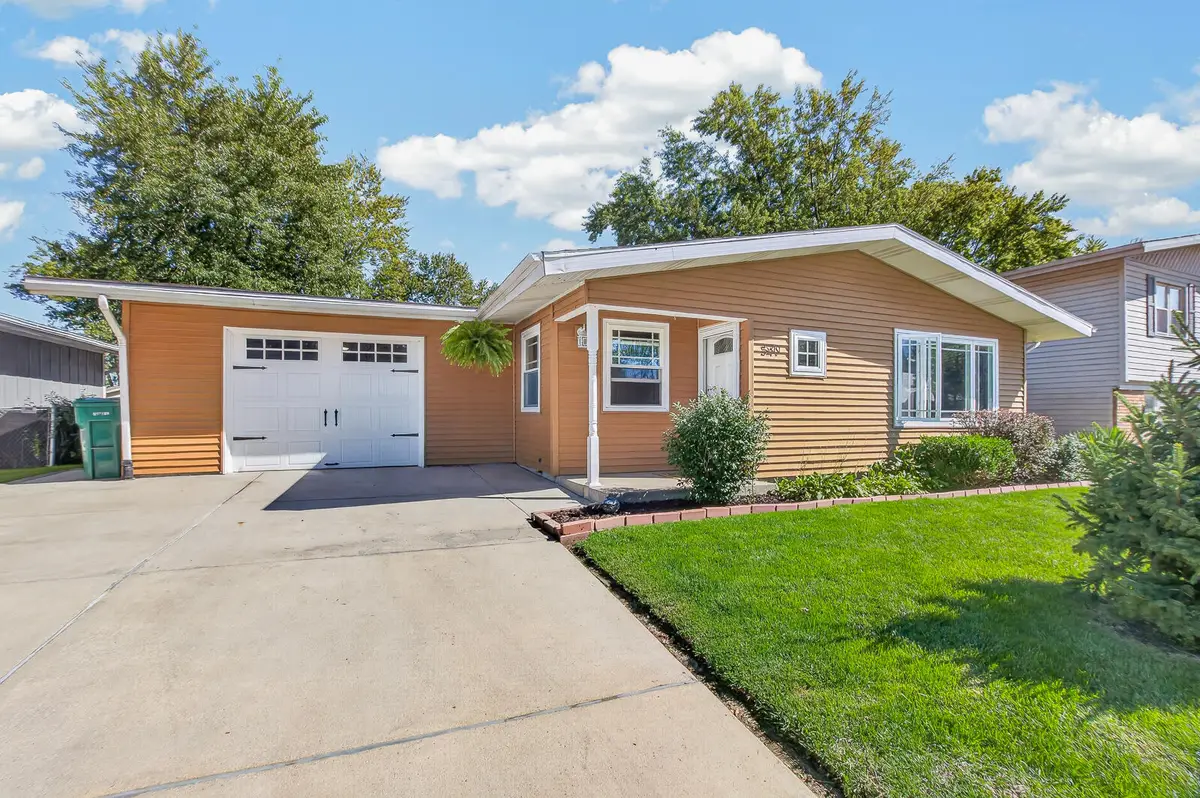 541 Raven Road, Valparaiso, IN 46385 - #1