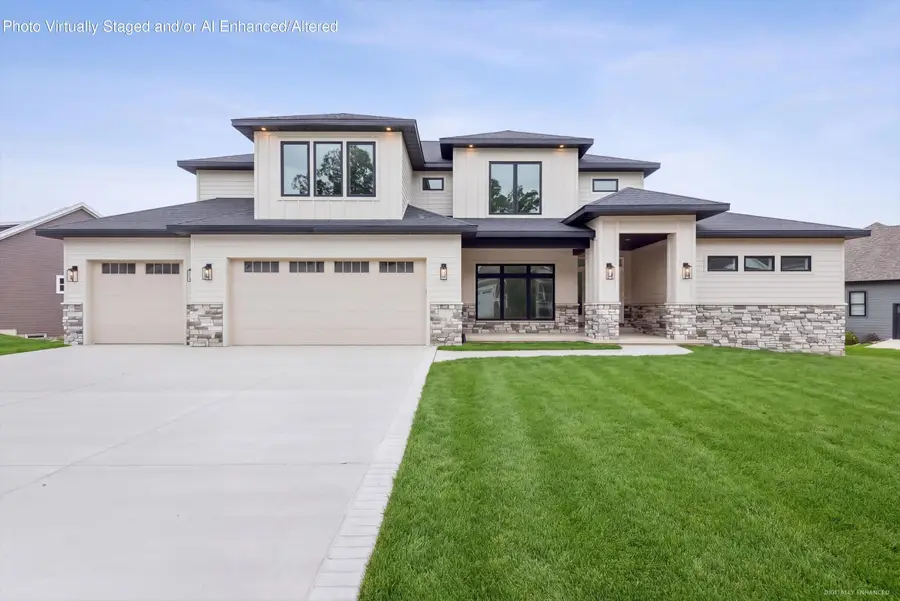 300 W Thistle Road, Valparaiso, IN 46385 - #2