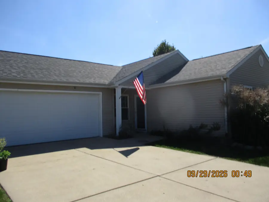 1585 Saugus Close, Valparaiso, IN 46385 - #2