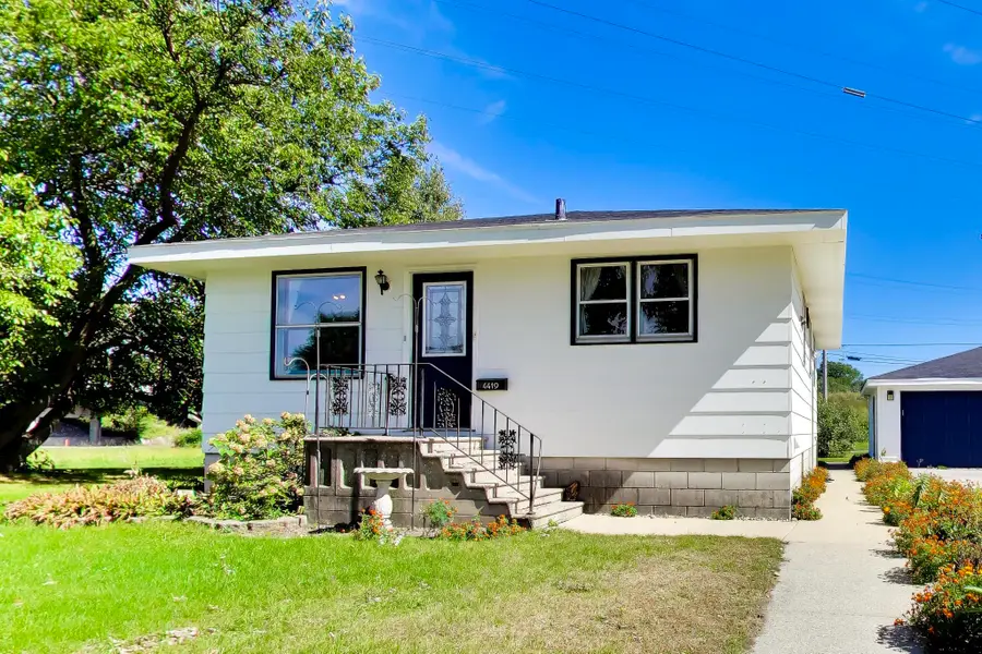 4419 Pine Avenue, Hammond, IN 46327 - #3
