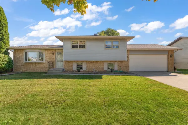 7465 Grant Street, Merrillville, IN 46410