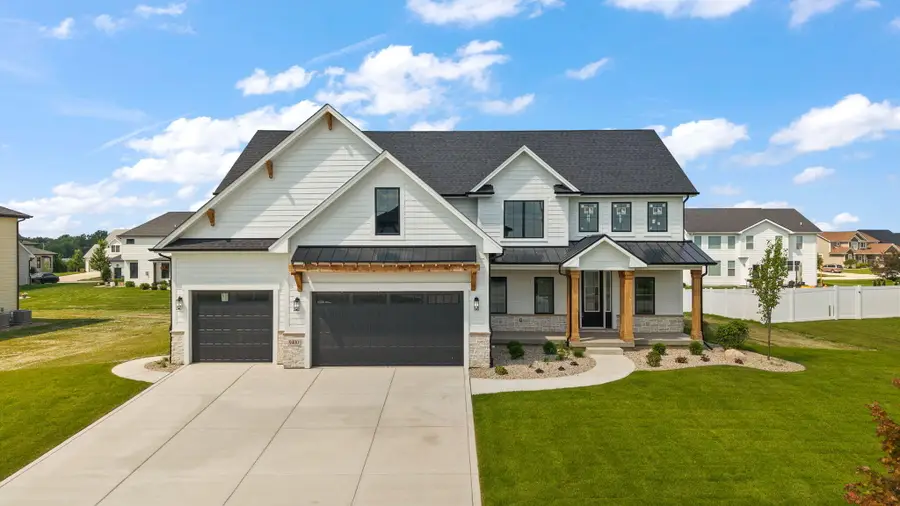 9400 Iris Drive, Saint John, IN 46373 - #2
