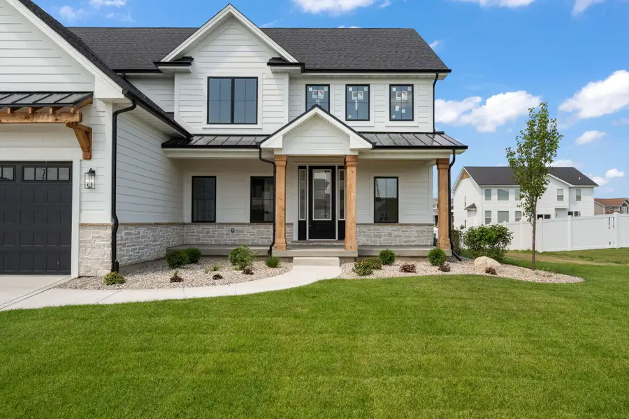 9400 Iris Drive, Saint John, IN 46373 - #3